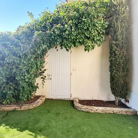 Superbe Villa-domaine Avec Golf Piscine Et Tennis Villa *