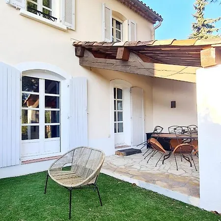 Superbe Villa-domaine Avec Golf Piscine Et Tennis Villa *